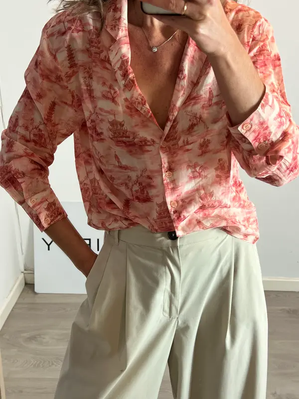 ZARA. Blusa estampado templos T.m