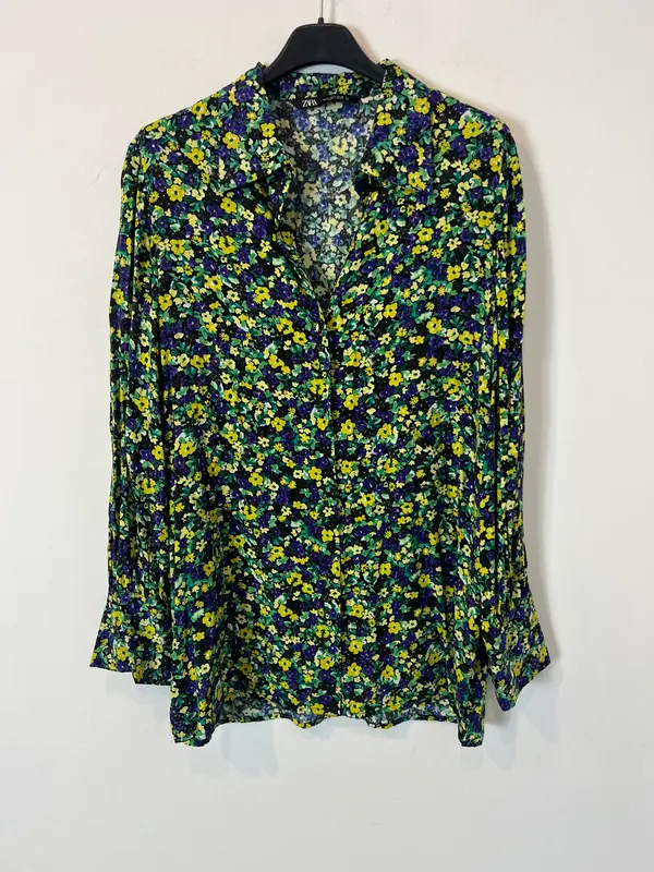 ZARA. Blusa fluida flores. T S