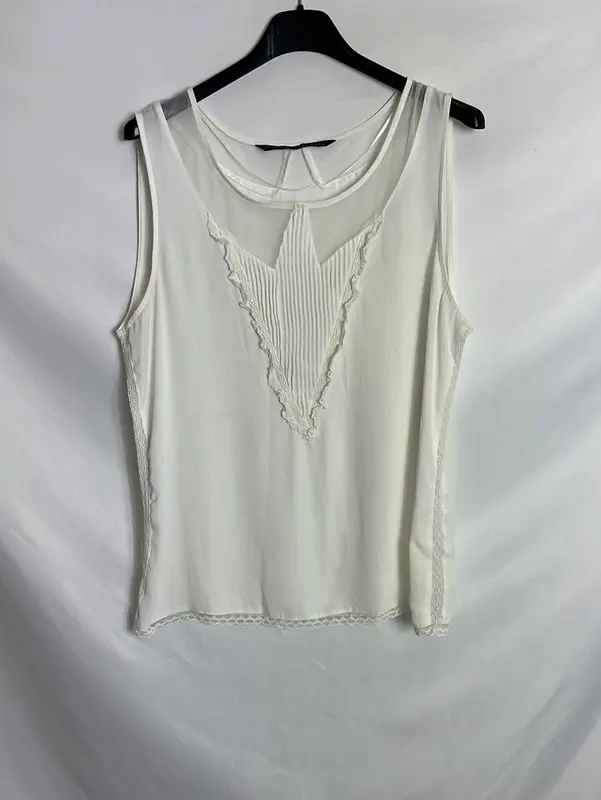 ZARA. Blusa sin mangas fluida blanca. T L