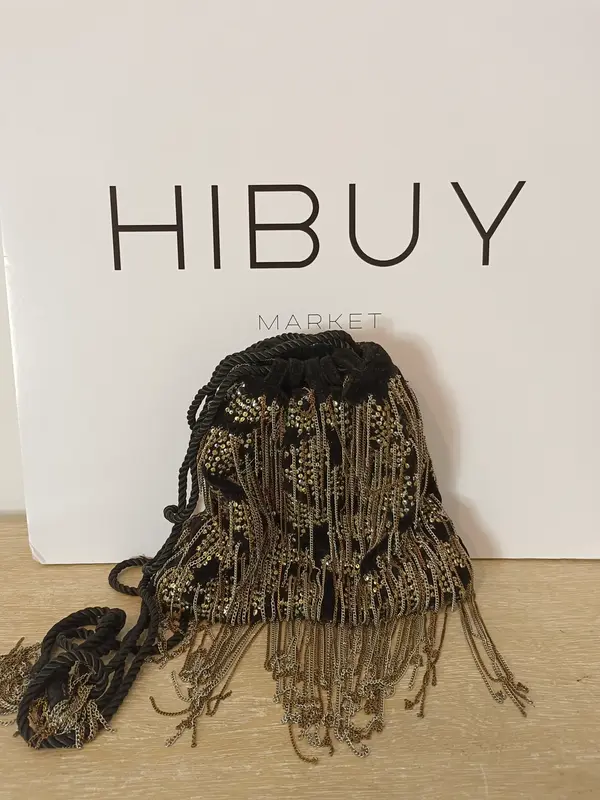 ZARA. Bolso negro terciopelo abalorios