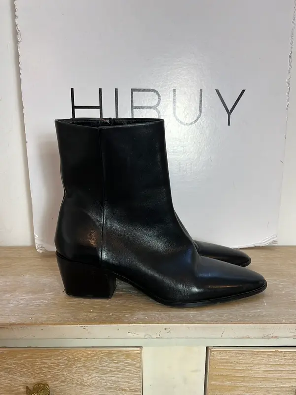 ZARA. Botines negro . T 38