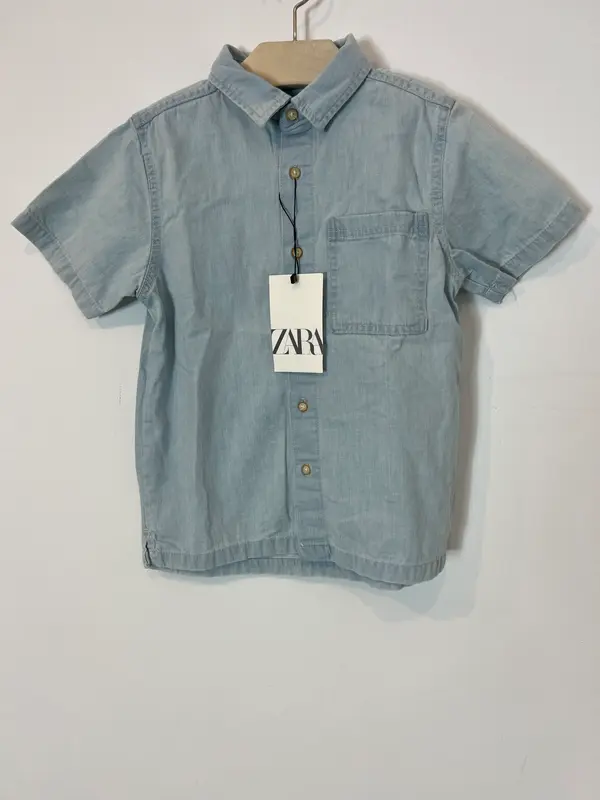 ZARA. Camisa denim manga corta. T 6 años