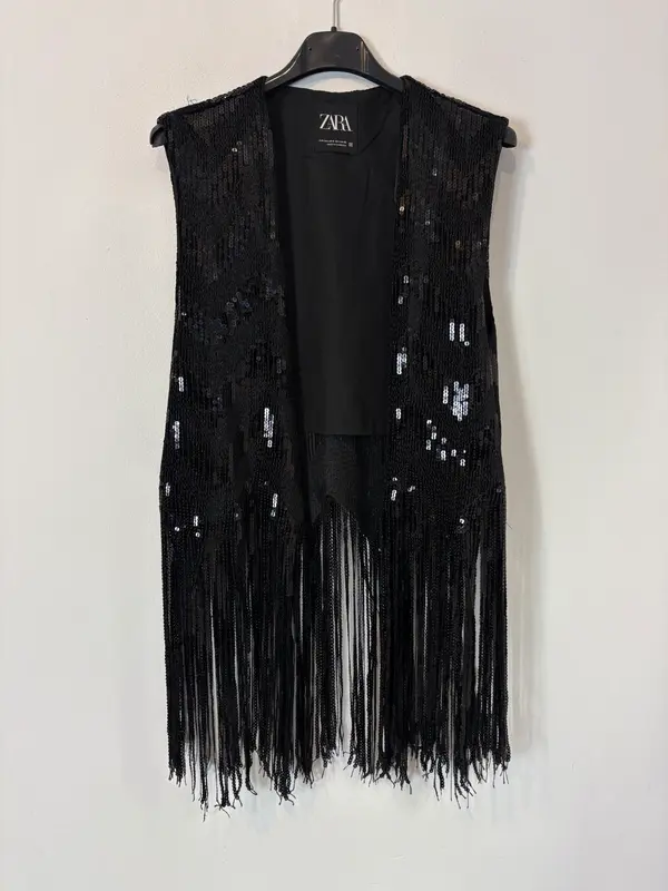 ZARA. Chaleco negro lentejuelas