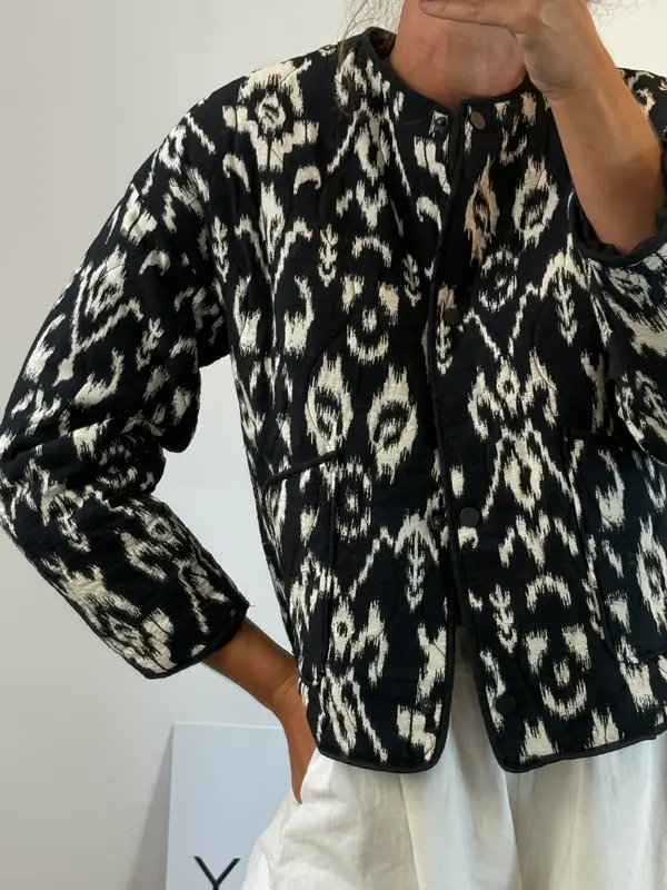 ZARA. Chaqueta acolchada estampada. T S