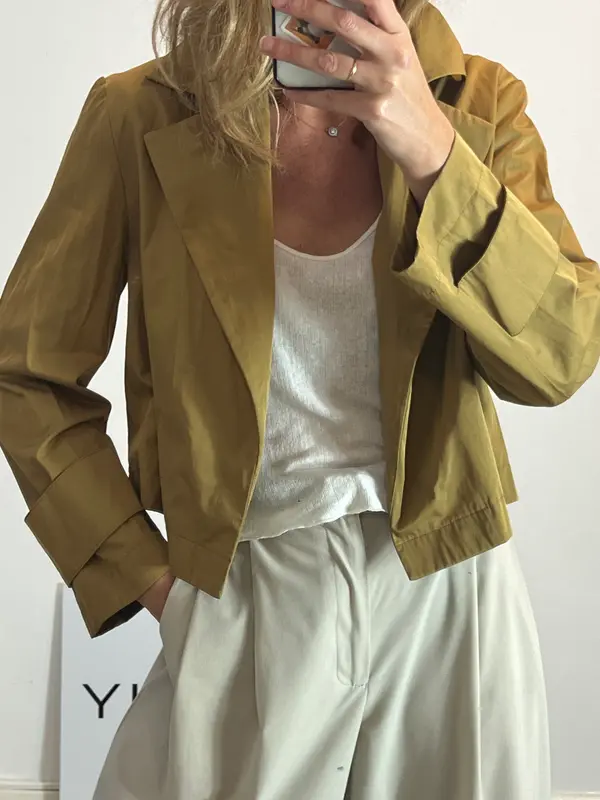 ZARA. chaqueta camel fluida T.l