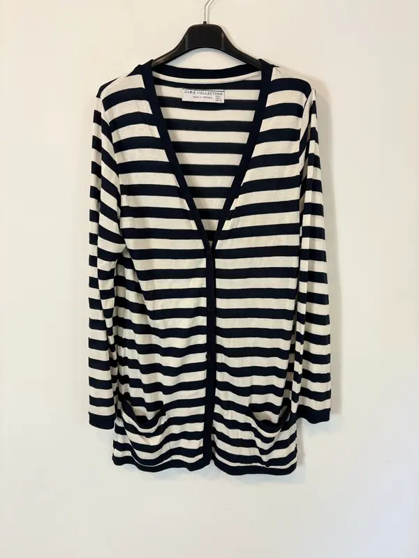 ZARA. Chaqueta punto rayas. T L