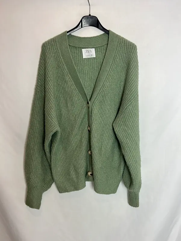 ZARA. Chaqueta punto verde . T 13-14 años (M)