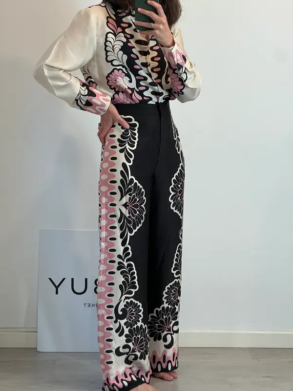 ZARA. Conjunto estampado flores T.xs