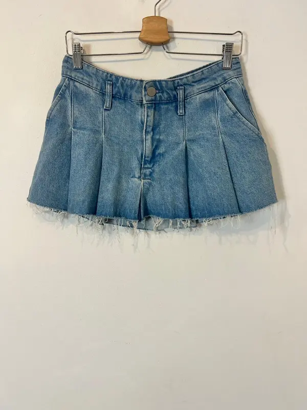 ZARA. Falda denim tablas