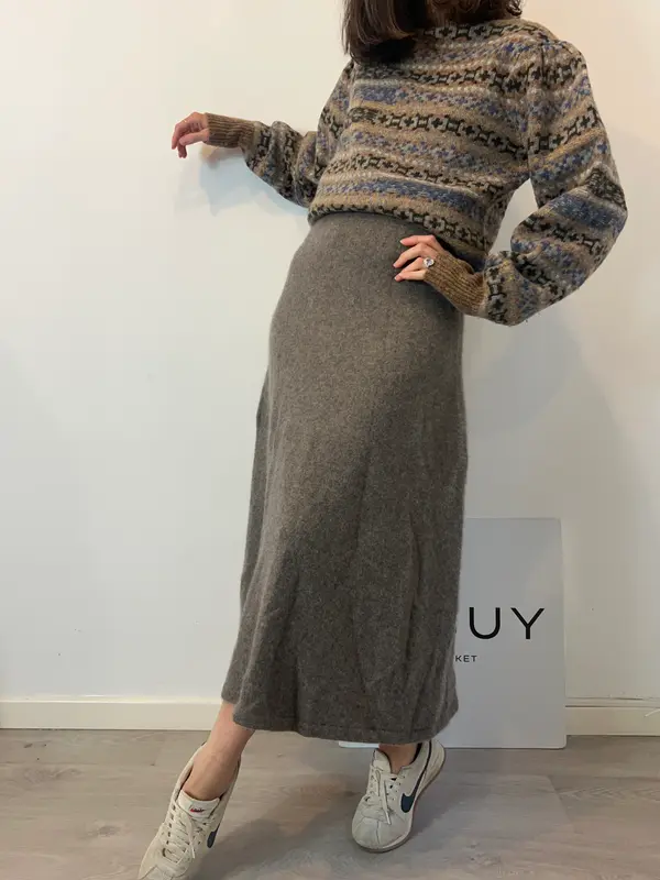 ZARA. Falda larga cashmere