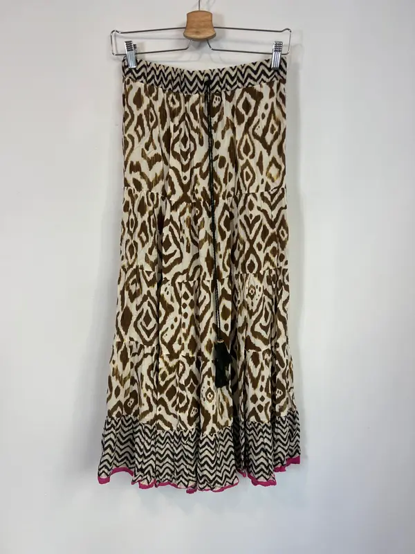 ZARA. Falda larga estampada. T S