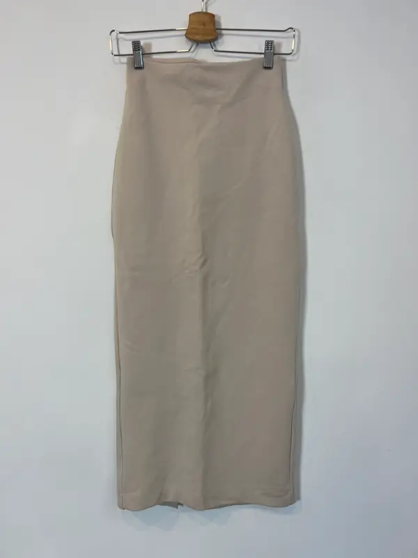 ZARA. Falda midi beige T.s
