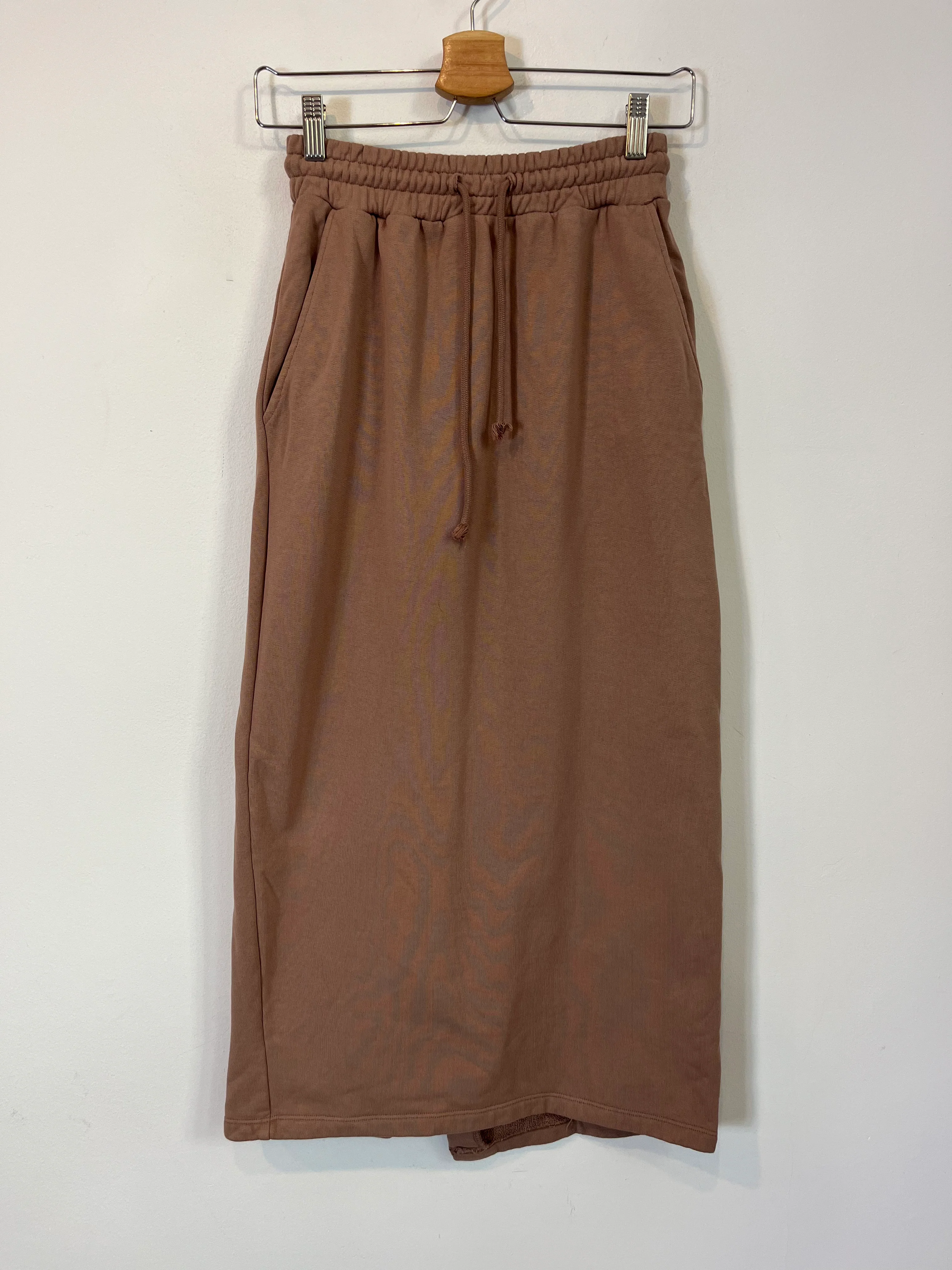 ZARA. Falda midi bolsillos. T. S