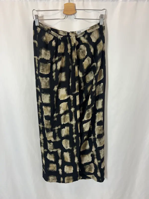 ZARA. Falda midi estampada efecto pareo. T S