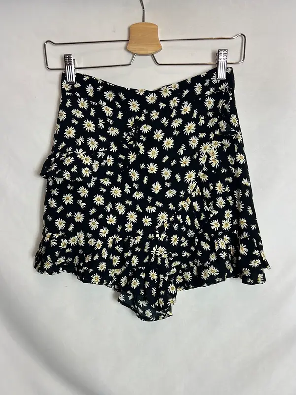 ZARA. Falda pantalón negro margaritas. T XS