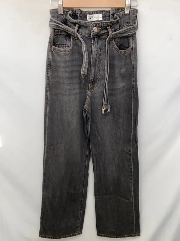 ZARA.Jeans rectos anchos grises T.34