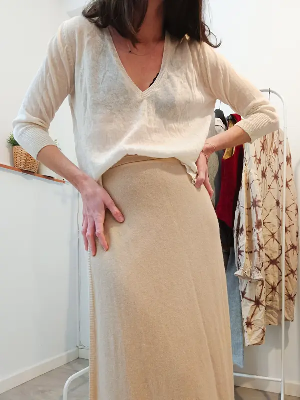 ZARA. Jersey fino beige claro. T S