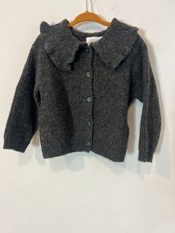 ZARA, Jersey gris cuello T.18-24 meses