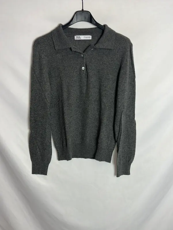 ZARA. Jersey gris polero. T M