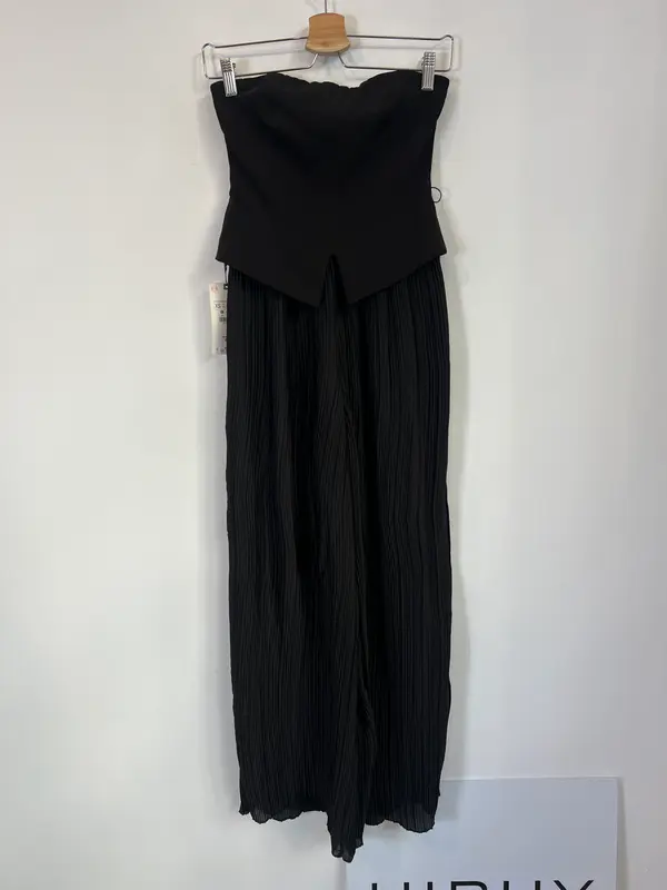 ZARA. Mono negro doble textura T.s