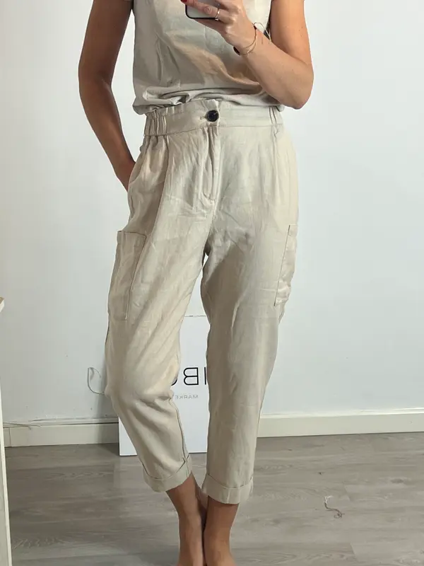ZARA. Pantalón beige bolsillos. T 34 (s)