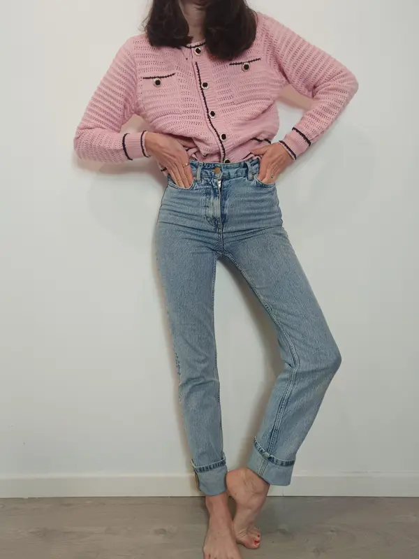 ZARA. Pantalón denim efecto desgastado T.34