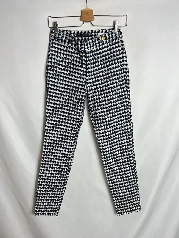 ZARA. Pantalón estampado azul y blanco. T XS