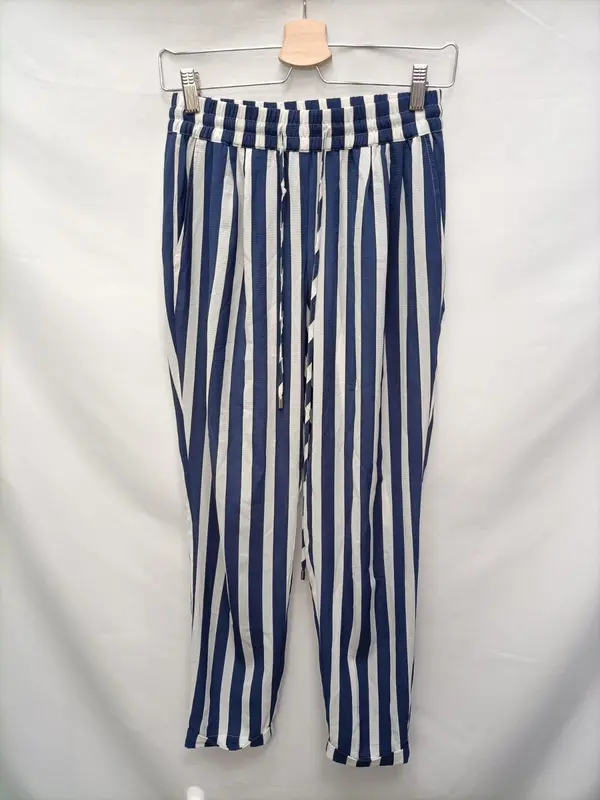 ZARA.Pantalón fluido rayas T.XS