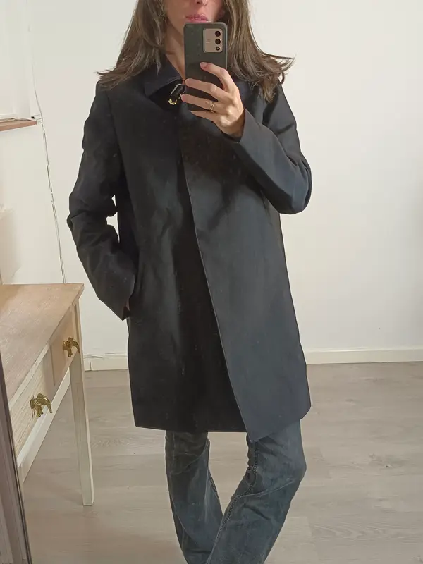 ZARA. Parka negra cruzada T.l(tara)