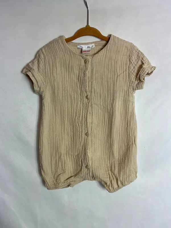 ZARA. Ranita bambula beige. T 6-9 meses