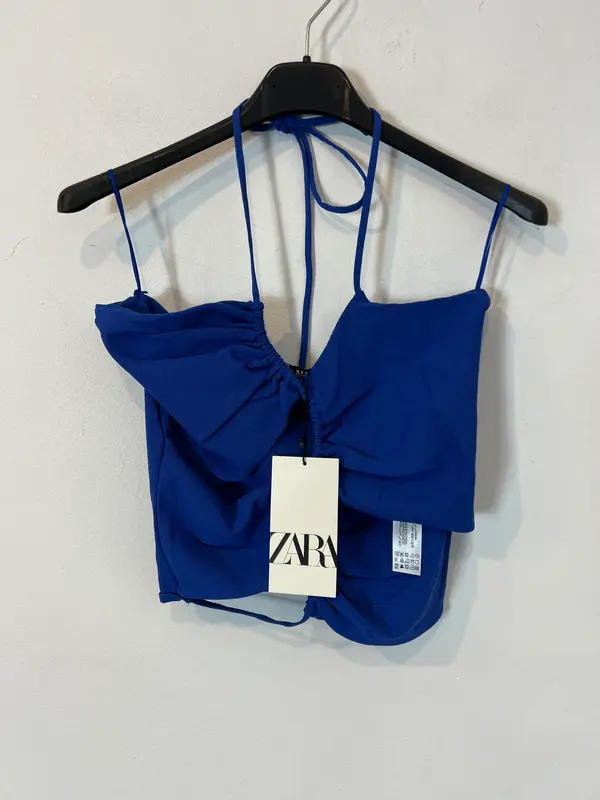 ZARA. Top azul elástico aberturas. T M