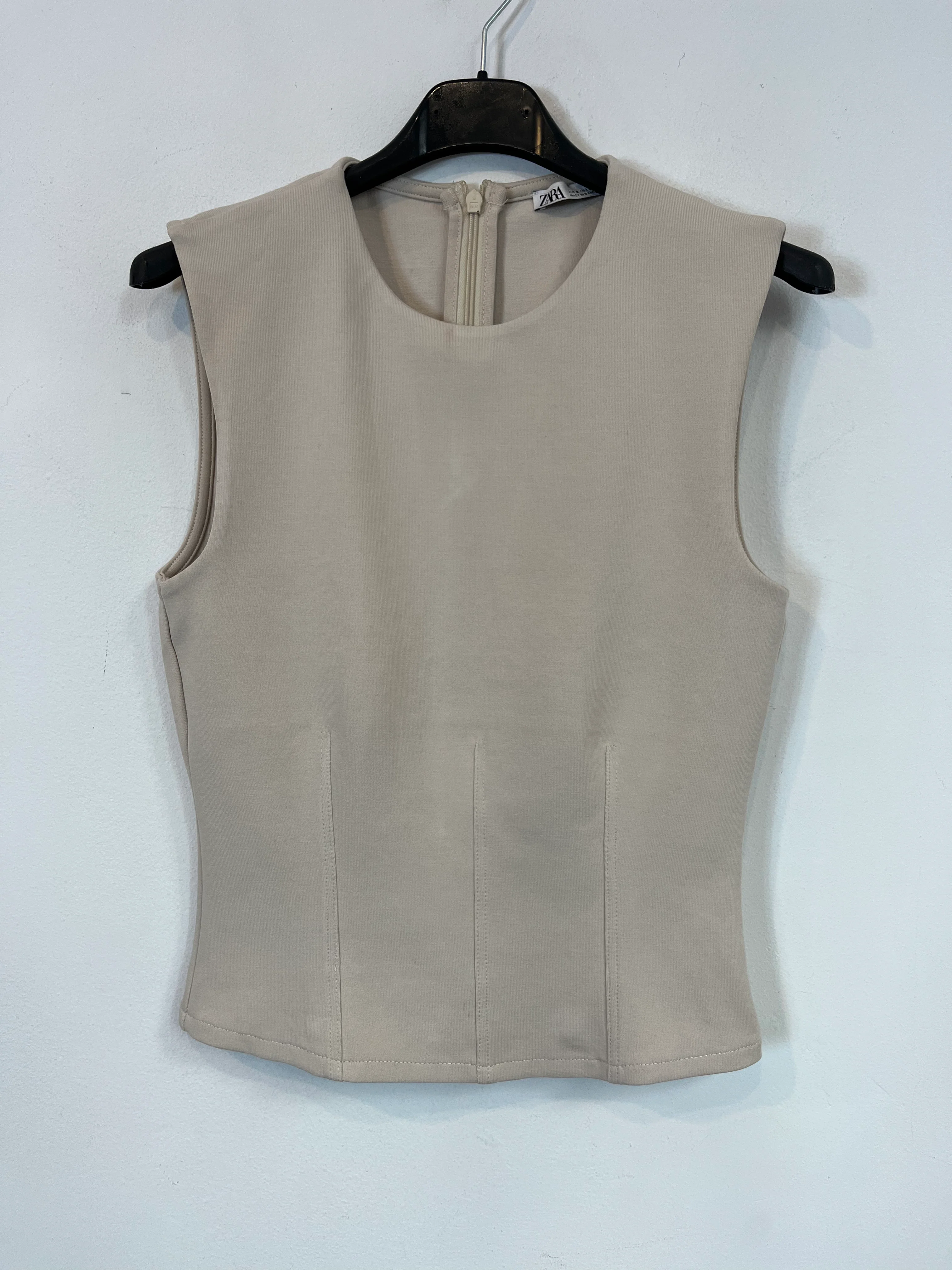ZARA. Top beige entallad. T.S