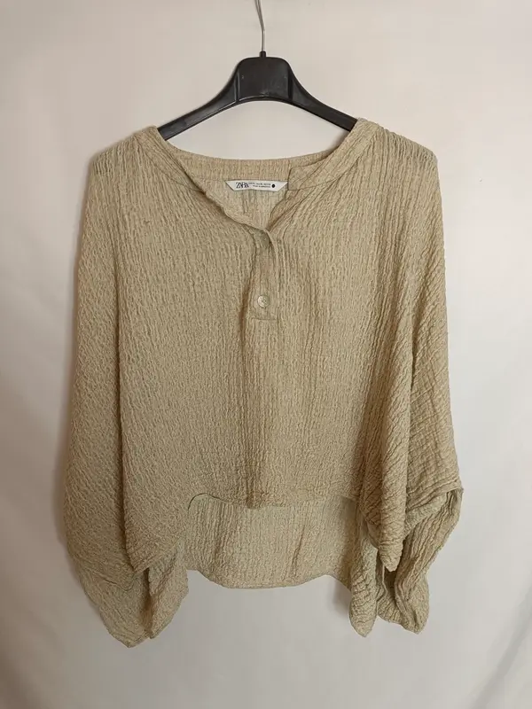 ZARA. Top beige textura T.xl
