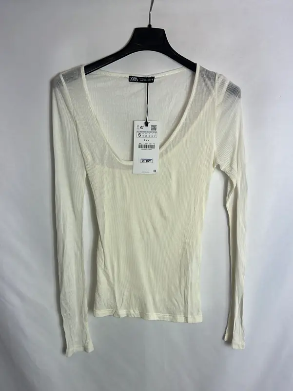 ZARA. Top fino beige doble capa. T S