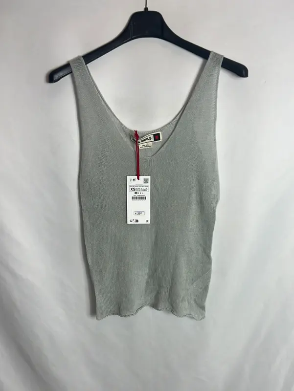 ZARA. Top punto azul claro. T XS