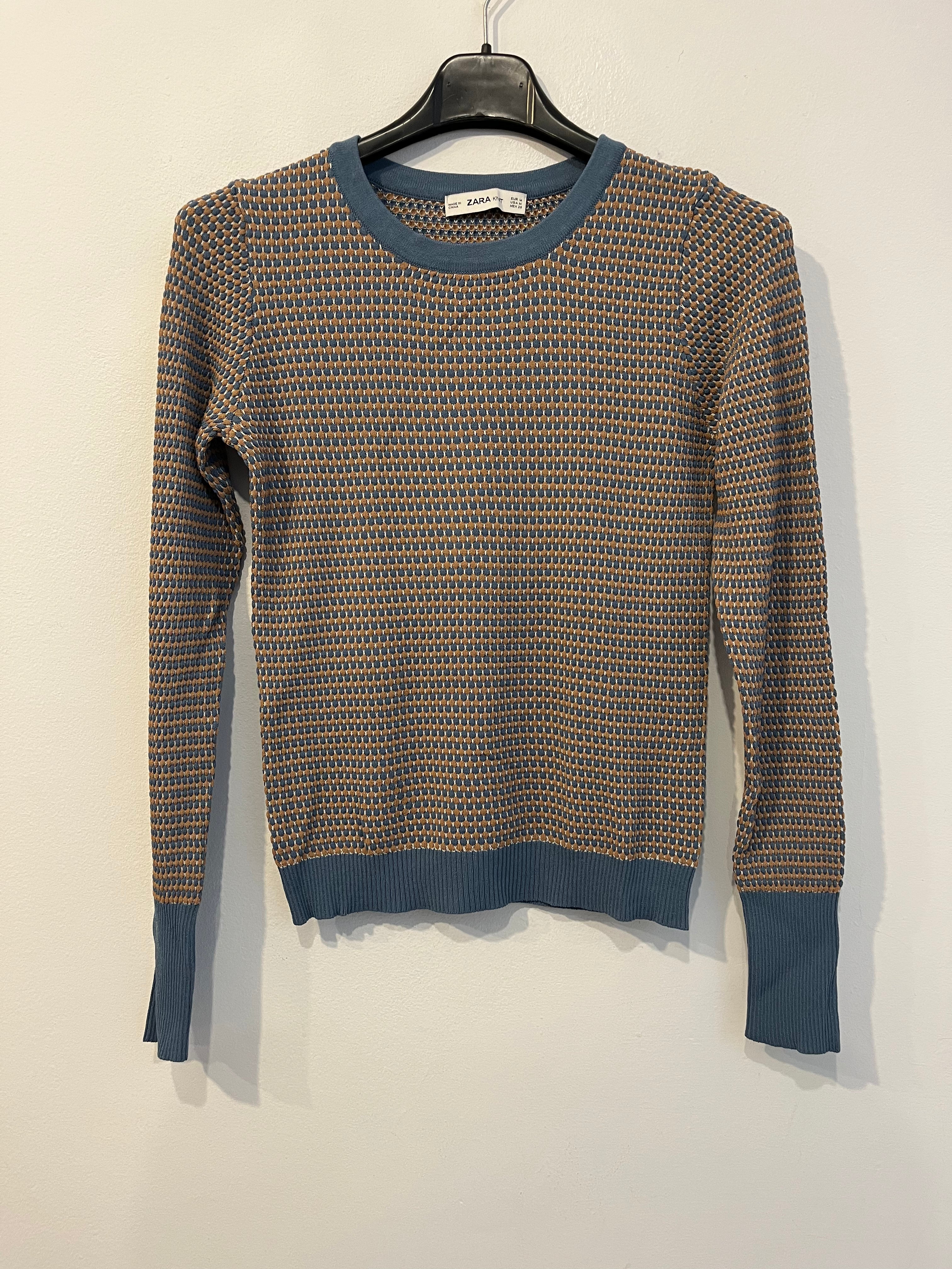 ZARA. Top punto elástico bicolor. T M