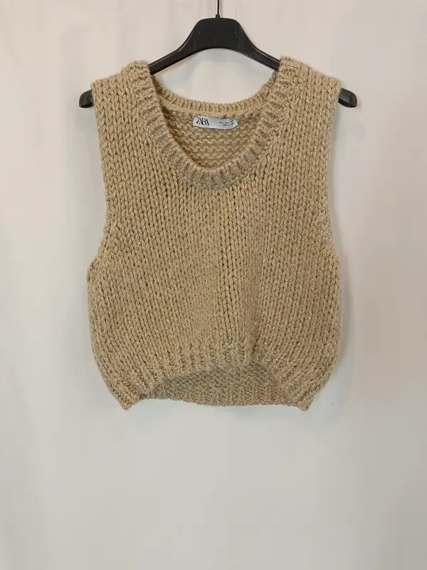 ZARA. Top punto hilos dorados T.l
