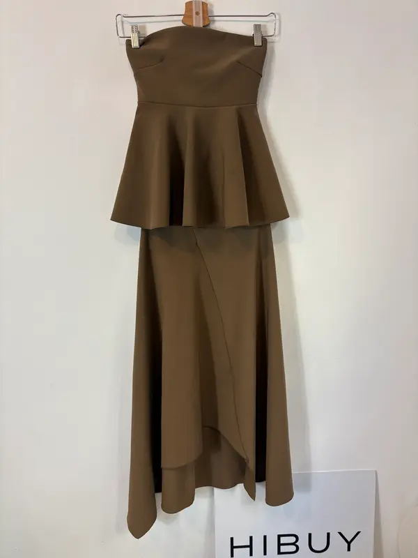 ZARA. Total look falda y top asimétrico