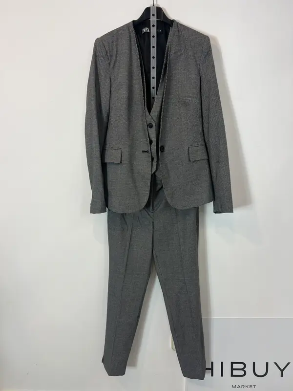 ZARA. Total look pata de gallo T.34