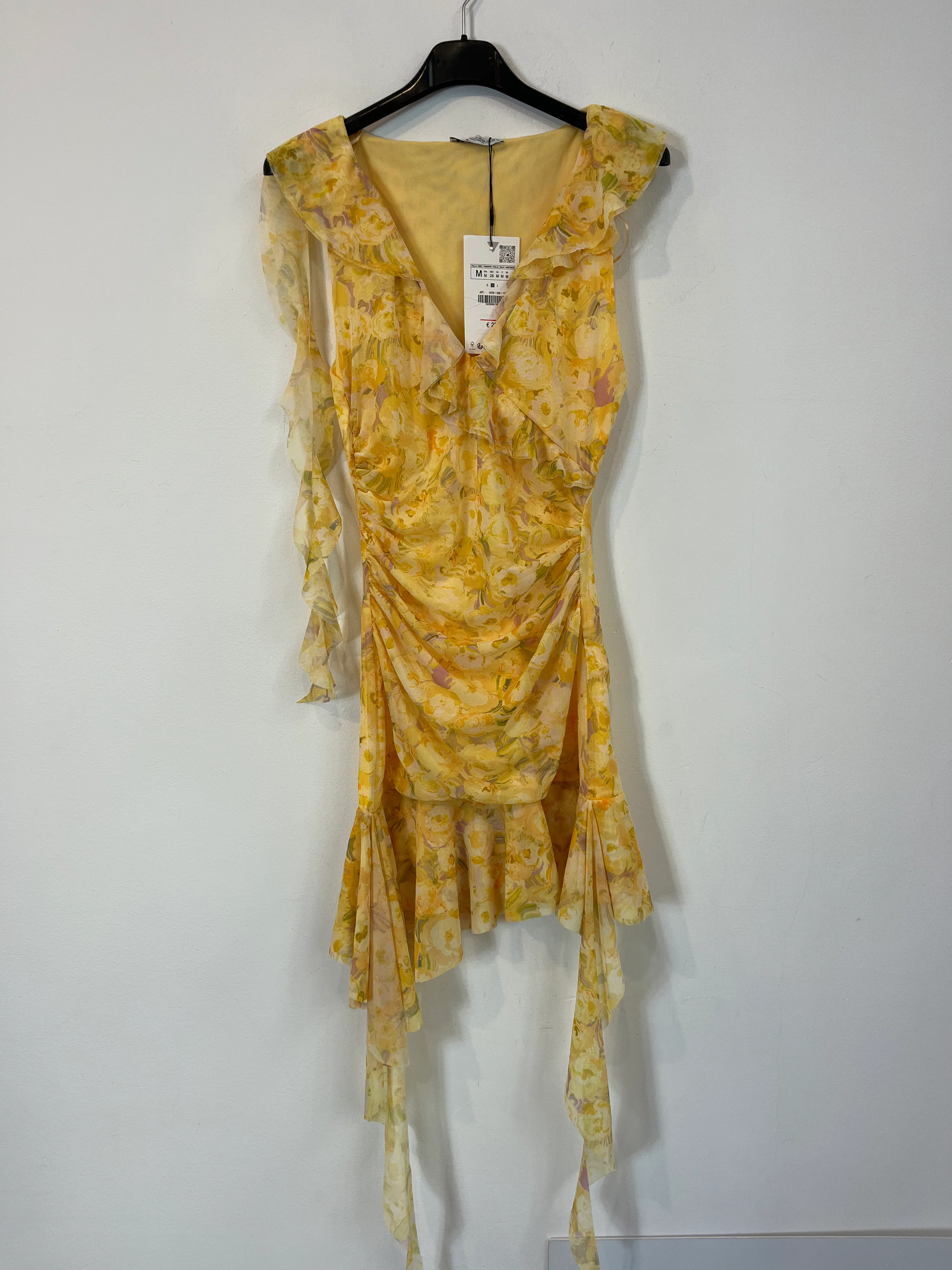 ZARA. Vestido amarillo tull T.m
