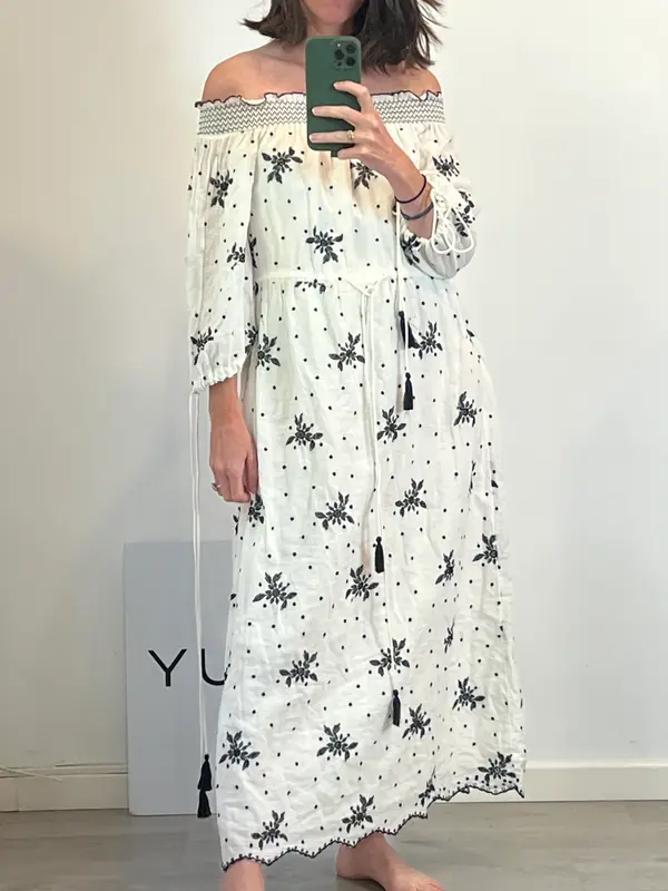 ZARA. Vestido blanco detalles bordados. T XS