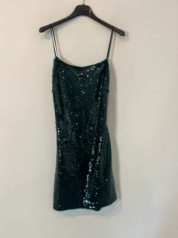 ZARA. Vestido corto lentejeulas