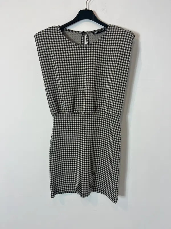 ZARA. Vestido cuadros vichy. T M