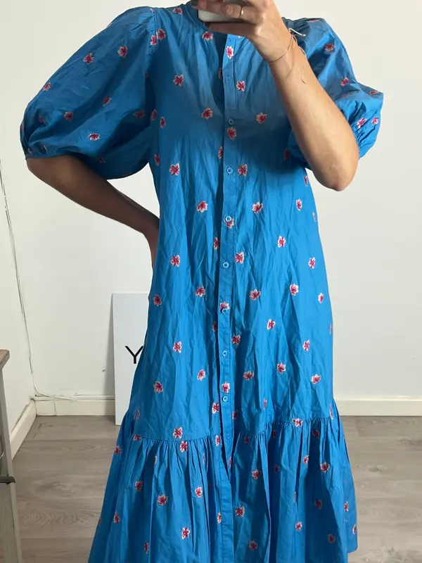 ZARA. vestido largo azul bordado flores T.s