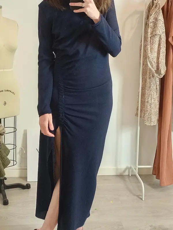 ZARA. Vestido largo azul fruncido. T S