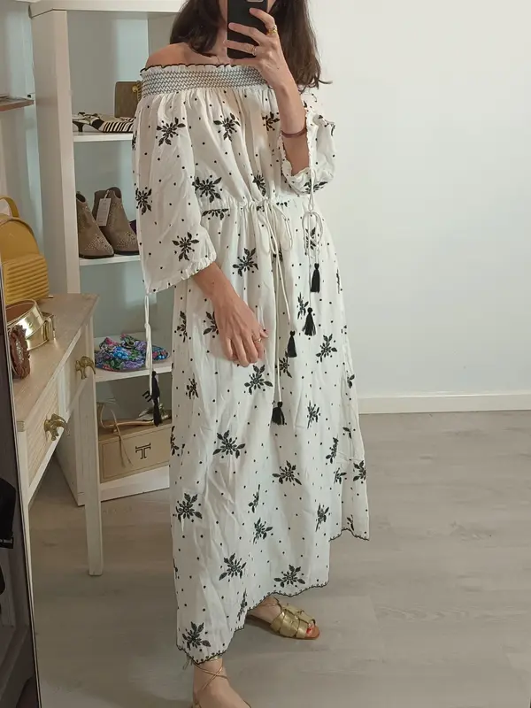 ZARA. Vestido largo bordado T.m