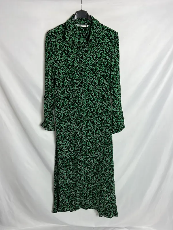 ZARA. Vestido largo camisero verde y negro. T M