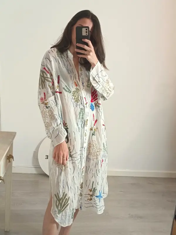 ZARA. Vestido midi camisero bordados. T XS (S/M)