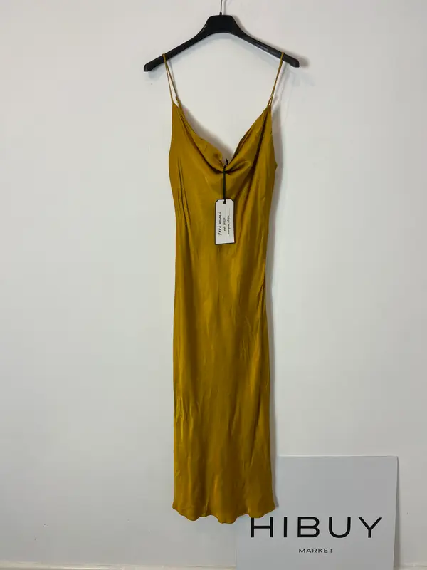 ZARA. Vestido midi mostaza satinado  T.s