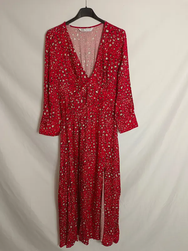ZARA. Vestido midi rojo estampado print T.m